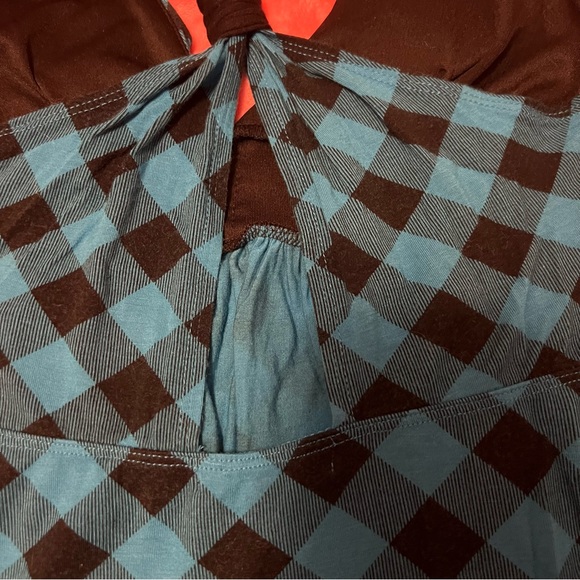 Twenty One Tank Top - Picture 3 of 4